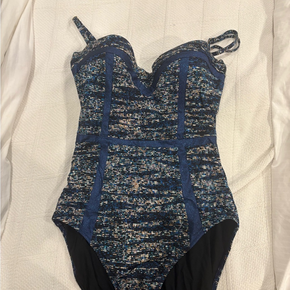 Gottex Sample Patterned One-Piece Swimsuit Size 8